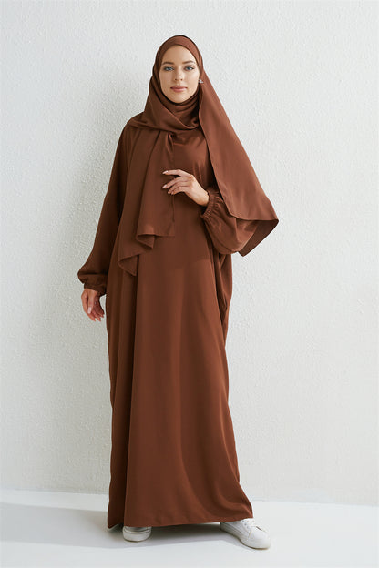 Muslim abaya