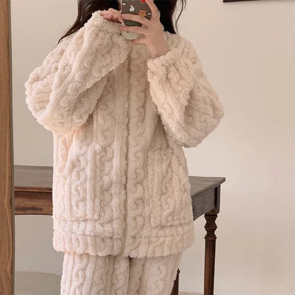 Große Größe Flanell Pyjama Set Herbst Winter Weibliche Nachtwäsche Hosen Anzug Verdicken Korallen Fleece Hohe Kragen Lounge Tragen Homewear
