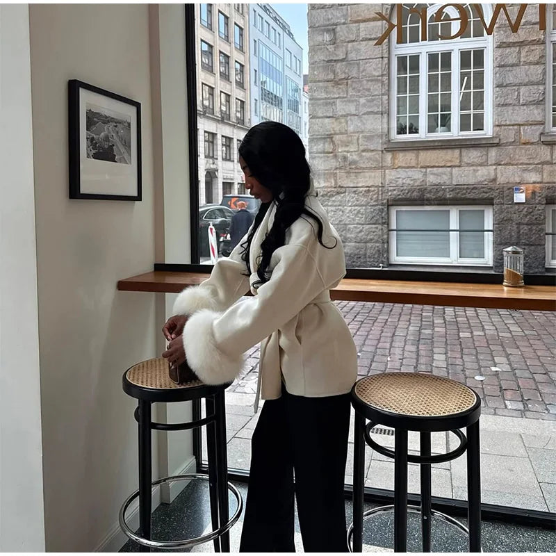 Frauen Mäntel Elegante Revers Plüsch Mit Gürtel Faux Pelz Hülse Tweed Offenen Mantel Weibliche 2025, Herbst Winter Mode Dame streetwear