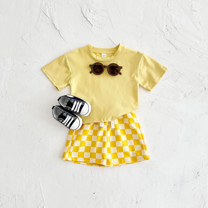 Ins Sommer Neugeborenen Jungen Mädchen Kleidung Baby Set Solide Kurzarm T-shirt + Schachbrett Shorts Baumwolle Casual 2PCS 0-3Y.