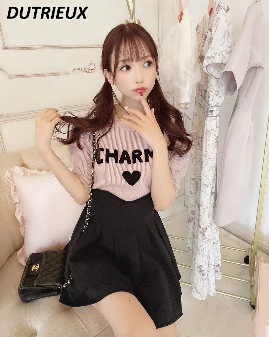 Japanese Lolita Black Skirts Women 2025 Spring Autumn New Radian Waistline Slim Short Pleated Skirt Female Mini Skirt Culottes.