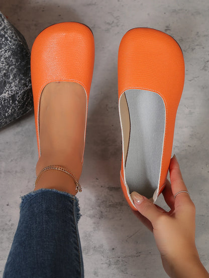 Popular flat sole single shoe round toe bean shoes 2024 new soft soled women's shoes large size single shoe grandmother shoes.