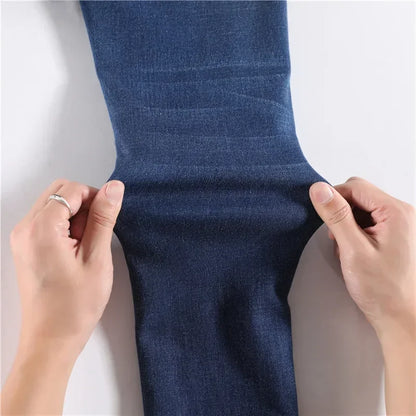 Frauen Thermische Dünne Jeans Mom Winter Warme Plüsch Stretch Jeans Dame Fleece Schnee Denim Hosen Student Bleistift Gerade Bein Hosen