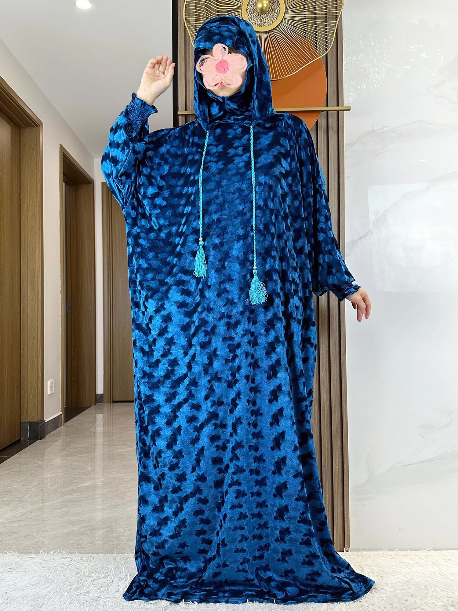 High Quality Velvet Fabric 2025 Ramadan Muslim Lady's Abaya Two-Hats Dubai Turkey Style Islamic Prayer Clothing Kaftan Dress.