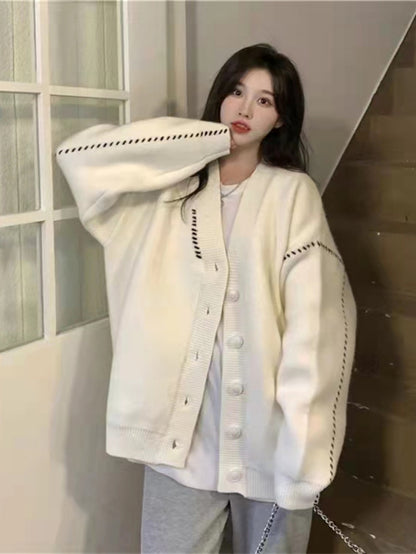 Women's Sweater Coat In Autumn and Winter V-neck Sweaters Jacket To Keep Warm and Loose Wild Academic Style Chic Cardigan.