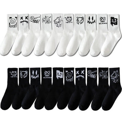10 pairs of men's sports socks, casual, breathable, and versatile. Ghost face graffiti personalized socks.