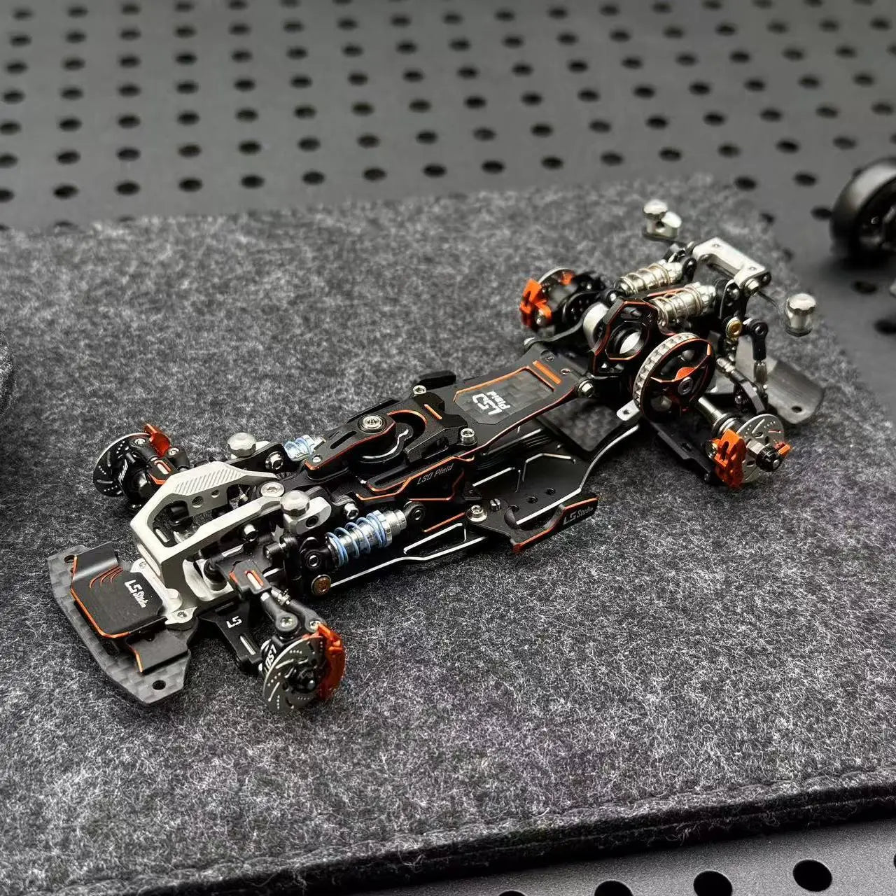 LSD Plaid RC Mini Car 1/24 RC Drift Mosquito Car  Frame KIT Lightweight Electric Remote Control Drift Model Toy Holiday Gift.