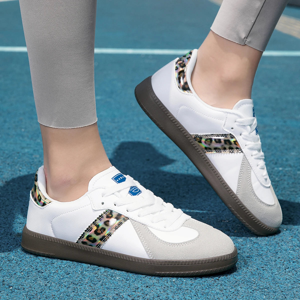 YRZL Womens Casual Shoes Unisex Sneakers Breathable Walking Shoes Men Non Slip Comfortable Lightweight Skateboard Shoes