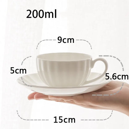 Bone China Coffee Pot Office Teapot Ceramic Large Capacity Tea Pot with Filter Creative Household Simple Handmade White Kettle.