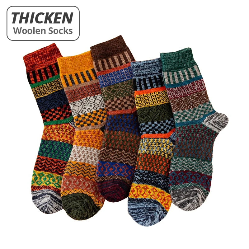 HSS Brand 5 Pairs Winter Men's Socks Thicken Sheep's Wool Socks Warm Men Retro Style Colorful Fashion Man Socks For Snow boots.
