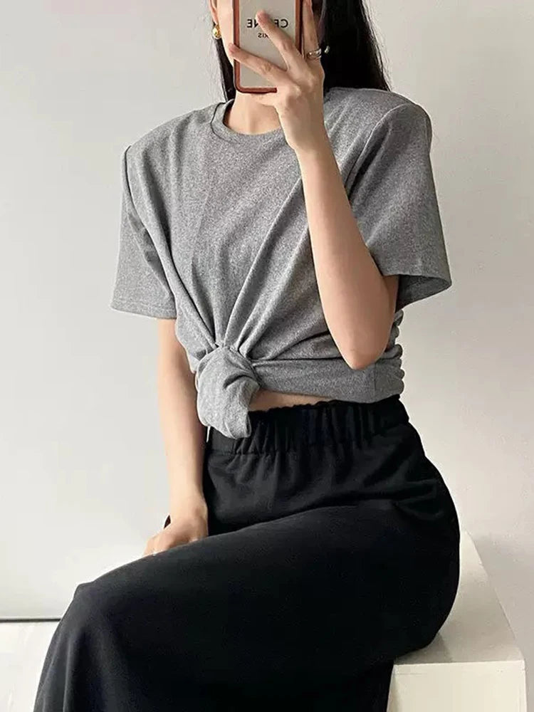 Y2K knotted twist knitted threaded round neck Top women fashionable and versatile navel padded shoulder short-sleeved T-shirt.