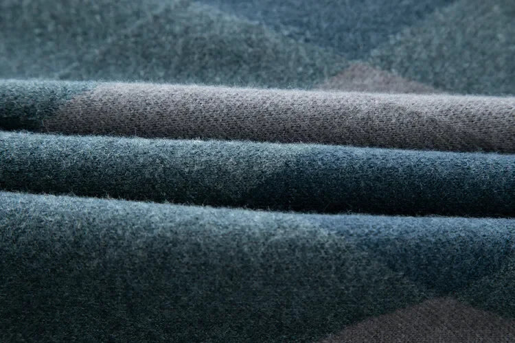 New High Quality Men's  Fashion Business Casual Knitted Sweater Warm Pullover Tops Mens Clothes.