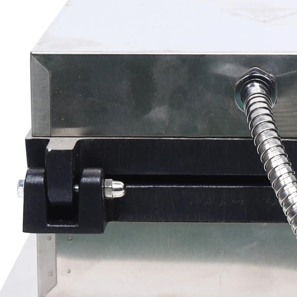 Waffle Maker Non-stick Electric Grill 1500 W Commercial Waffle Maker Made of Stainless Steel 2 Grid Shape.