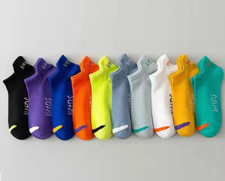 5 Pairs Men Bright Colored Ankle Socks Breathability Fashionable Casual Street Style Deodorizing Invisible Travel Running Socks.