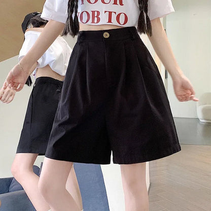 2025 Summer Women Casual Daily Khaki Short Pants Female High Waisted Cargo Shorts Girls Retro Baggy Wide Leg Slacks.