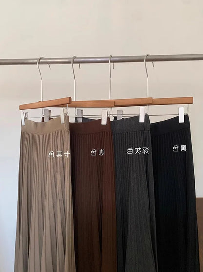 2026 Khaki Cashmere Knitted Midi Skirt for Women, Loose Fit, Draped, Slimming A-Line Pleated Skirt for Autumn and Winter.