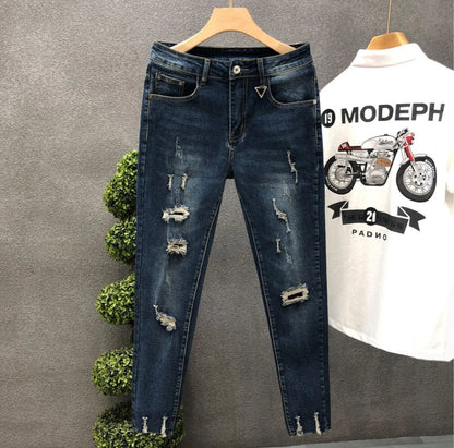 Cropped Jeans for Men Ripped Trousers Broken Korean Fashion Torn Kpop Stacked Trend 2025 Cheap Style with Holes Man Cowboy Pants.
