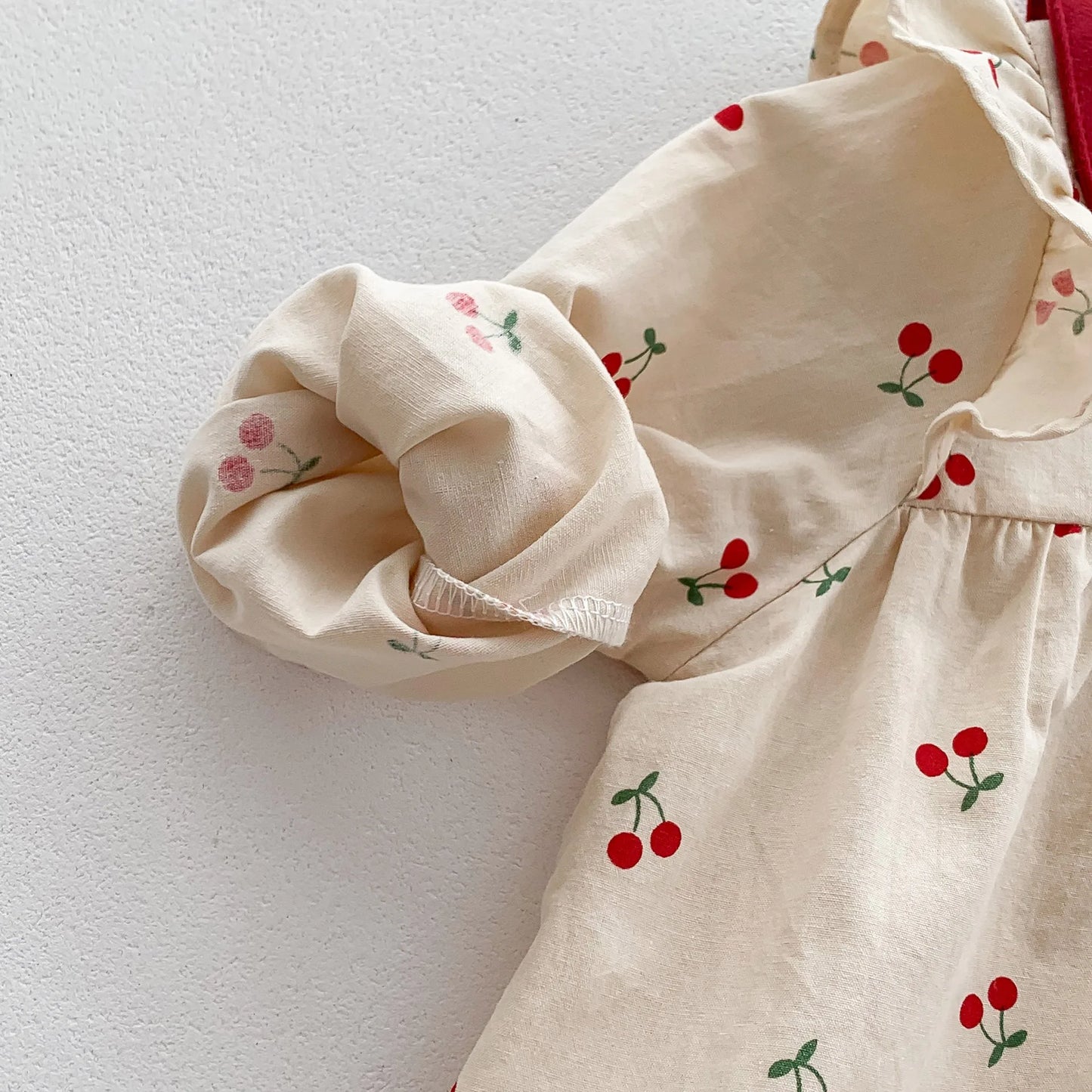 2025, Frühling, neu, niedliche Kleidung für Kleinkinder, Kinder, Baby, volle Ärmel, Peter-Pan-Kragen, Kirsche, Outfits für Neugeborene, 0–24 Monate.