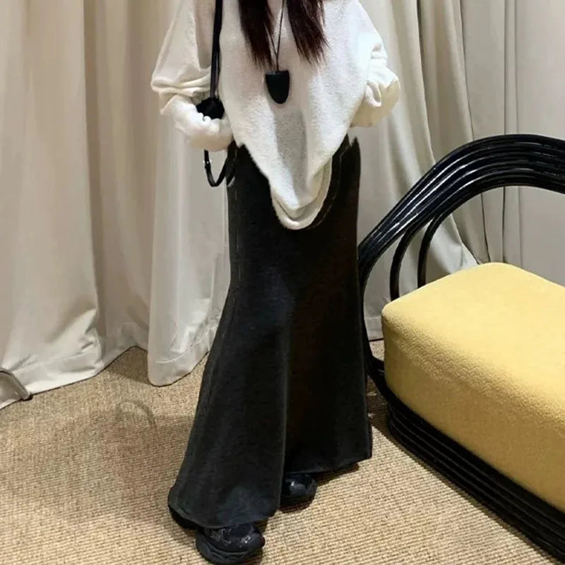 Elegant Design Fishtail Skirt Women 2025 New Temperament Slim Knitted Maxi Skirts Ladies Autumn Winter High Waist Bodycon Skirts.