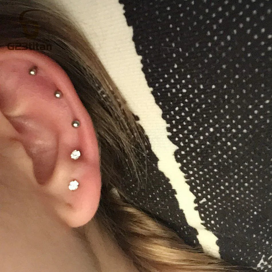 16G 18G Titanium Labret Stud Lip Ring Ear Helix Conch Trage Earring 2-4mm Zircon 0.9mm Internally Threaded Body Piercing Jewelry.