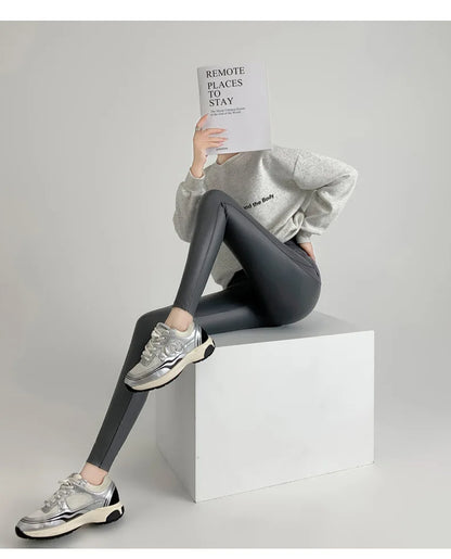 BIVIGAOS Herbst Neue Enge Stretch Leder Hosen Frauen Sharkskin Hohe Taille Spleißen PU Leder Fleece Sexy Leggings Winter Warm.