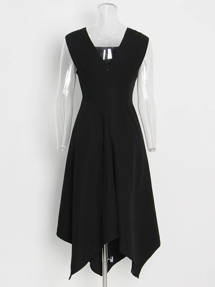 TWOTWINSTYLE Elegante Schwarz Kleid Für Frauen Quadrat Kragen Ärmellose Hohe Taille Solide Patchwork Bowknot Midi Kleider Weiblichen Stil.