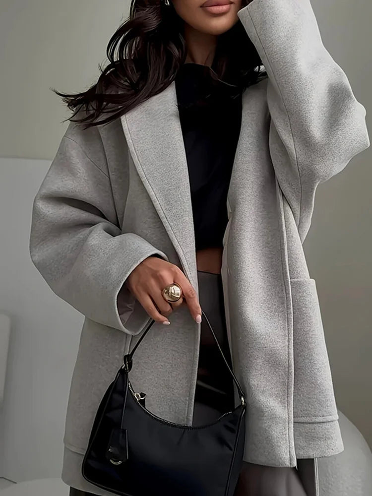 Herbst Winter Dicken Langen Ärmeln Woolen Mantel Einfache Feste Farbe Temperament Spitze Up Jacke frauen Revers Tasche Lose Oberbekleidung.