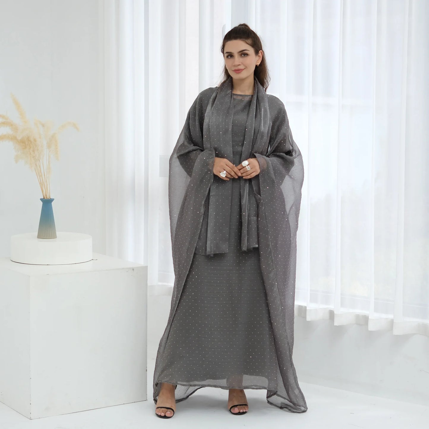 Eid 2 Piece Muslim Woman Set Diamonds Butterfly Abaya with Matching Inner Dress Dubai Luxury Kebaya Caftan Marocain Islam Outfit.