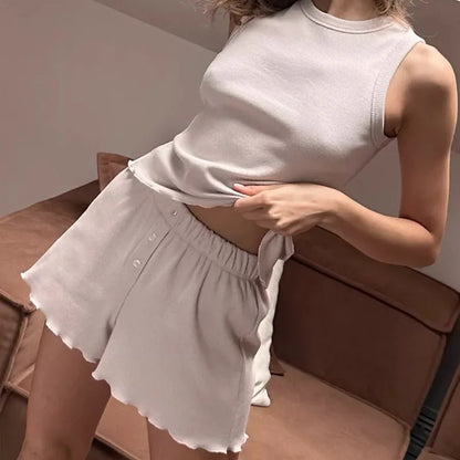 Lässiges, solides, geripptes Strick-Lounge-Set für Damen, ärmelloses Tank-Top und Shorts mit Salatsaum, zweiteiliges Sommer-Pyjama-Outfit, Homewear.