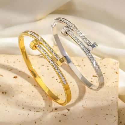 UILZ 316L Stainless Steel Exquisite Nail Brand Bracelets For Women American Trendy Shining Zircon Screw Not fading Bangle Gift.