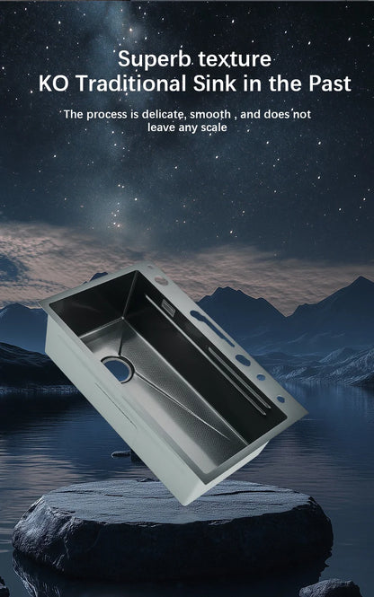 Wasserfall-Küchenspüle aus Edelstahl 304, großes Einzelschlitz-Wasserhahn-Set mit integrierter Digitalanzeige, Seifenspender, Tassenwascher