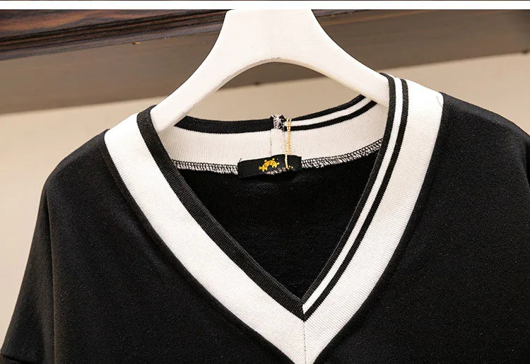 150Kg Plus Größe frauen Fehlschlag 157 Frühling Herbst Lose V-ausschnitt Langarm Drucken Sweatshirts Lässige Top Schwarz 5XL 6XL 7XL 8XL 9XL.