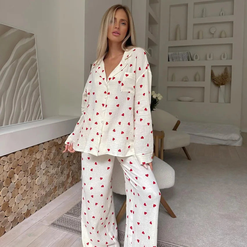 Sommer Neue Liebe Herz Druck Pyjama 100% Baumwolle Langarm Set 2Pcs Outfit Revers Nachtwäsche Taste Unten frauen pyjamas Nachtwäsche.