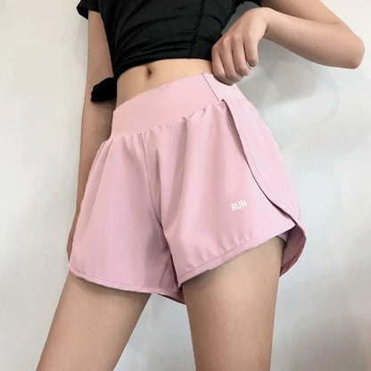 Women Yoga Pocket Shorts Fake Two Piece Anti Peek Shorts High Elastic Loose Fashion Casual Gym Trainning Three Point Pants