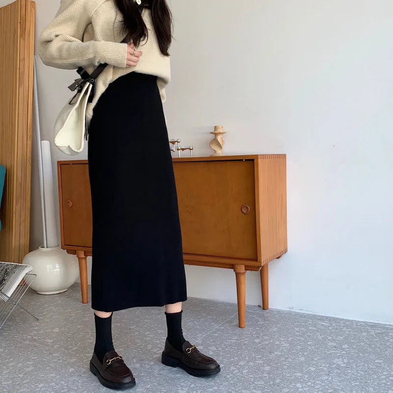 Temperament Black Slim Fit Long Skirt Women High Waist Knitted Straight One-Step Skirt Korean Fashion Office Lady Pencil Skirts.