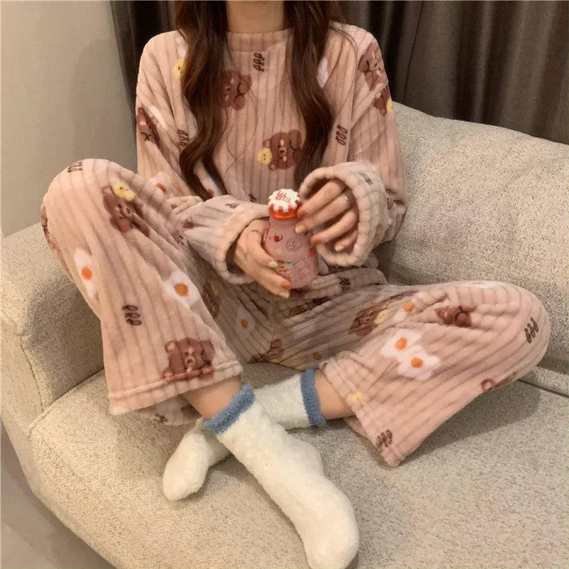 Winter-Damen-Pyjama-Homewear-Anzug, neues warmes Set aus Korallen-Fleece für Herbst und Winter, bequemer warmer Pyjama-Homewear-Anzug.