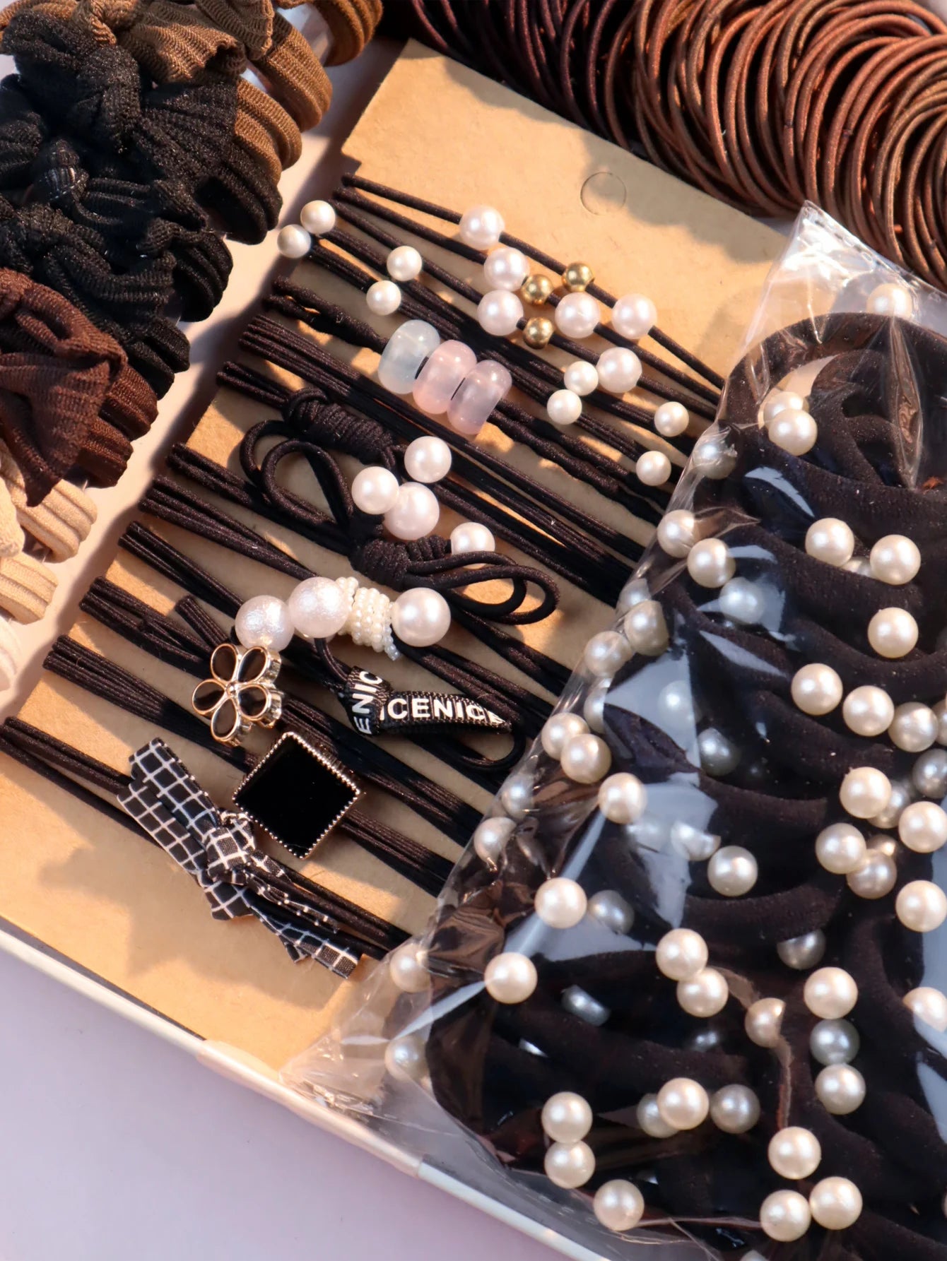 Fashionable Brown Hair Accessories Set for Women, Seamless Ponytail Holders Variety Hair Scrunchies For Women Lady.