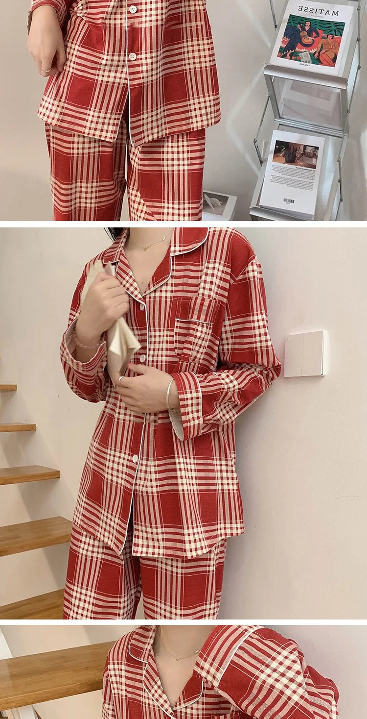 Spring and Autumn New Couples Pajamas Homewear Suit Female Is Christmas Plaid Thin Section Long-Sleeved Simple Leisure Homewear.