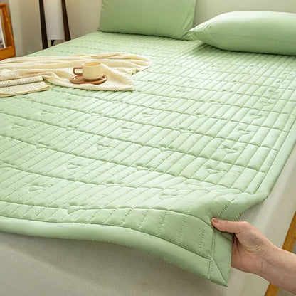 Washed cotton quilted thicken mattress pink romance heart sleeping mat 150cm bed sheet bed protection pad queen king size