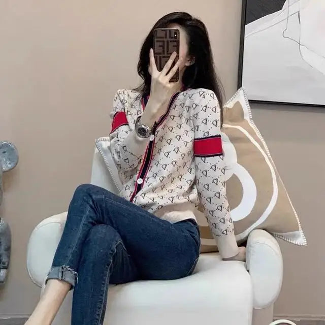 Women Knitwear Fashion Letter Jacquard Thin Cardigan Spring Slim Y2K V-neck Long Sleeve Tops Commute Vintage Sweaters.
