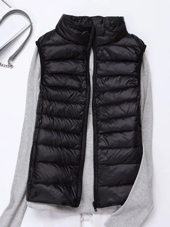 0-10 ℃   Frauen Westen Herbst Winter Ultra Licht Ente Unten Weste Weibliche Dünne Ärmellose Jacke Winddicht Warme Puffer Weste 4XL