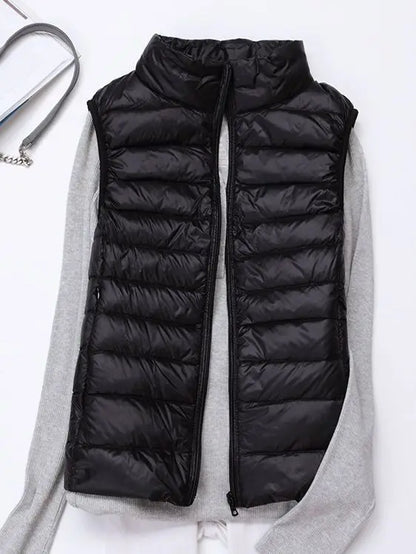0-10 ℃   Frauen Westen Herbst Winter Ultra Licht Ente Unten Weste Weibliche Dünne Ärmellose Jacke Winddicht Warme Puffer Weste 4XL