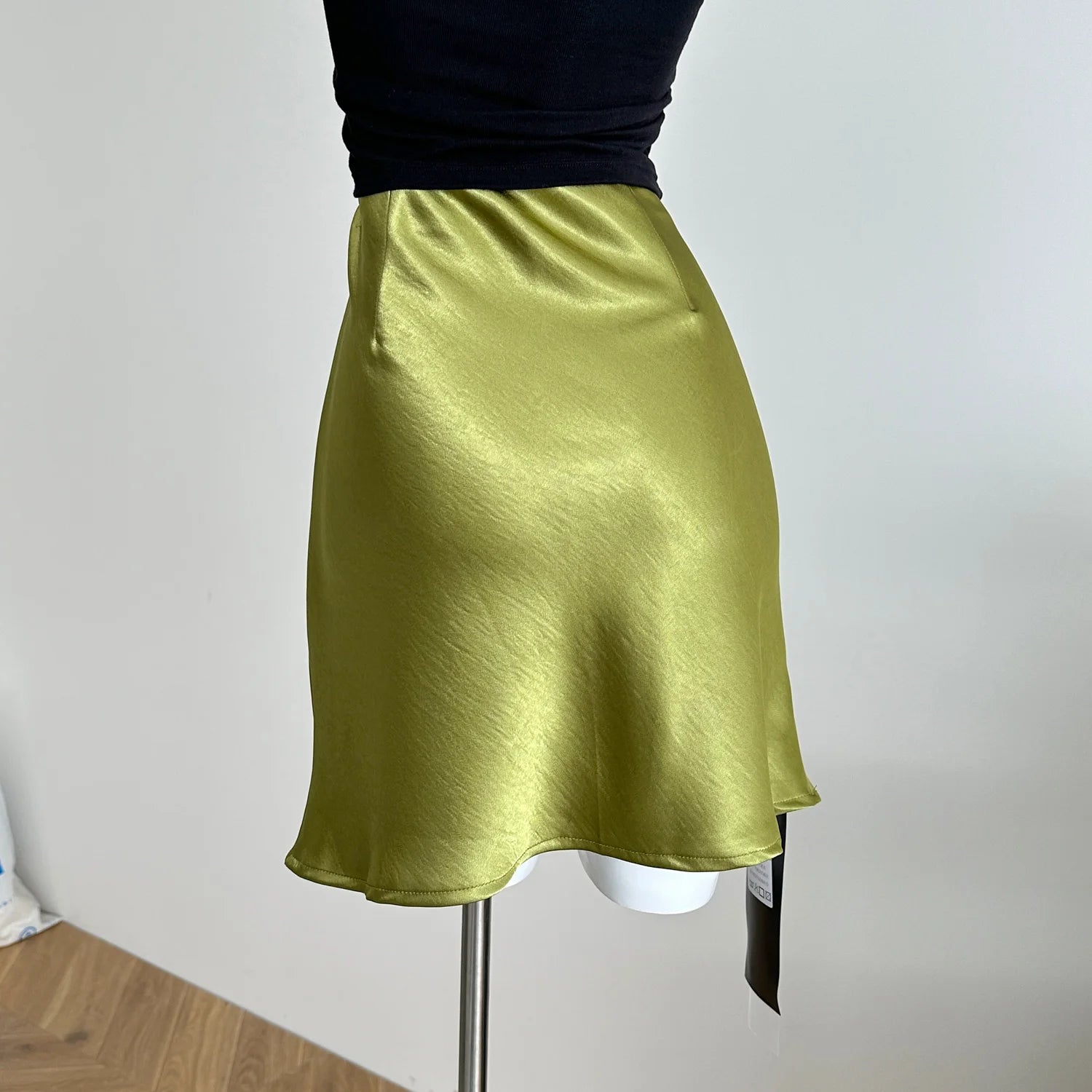 Women's Summer Elegant Acetate Short Meimard Short Skirt Lady Streetwear High Waist Slim Fishtail Mini Skirt.