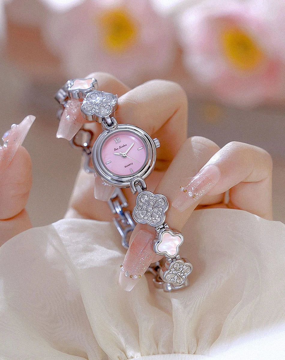 Women's Watch Lucky Four-Leaf Clover Bracelet Elegant Crystal Dress Watches for Women Fashion Luxury Small Quartz Ladies Clock.