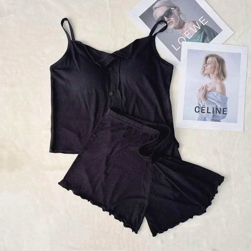 Conjuntos De Pijama Neue Sexy Baumwolle Sling Top Shorts Set Bh Pad Sommer Nachtwäsche Pyjamas Für Frauen Hause Tragen Nachtwäsche Anzug.