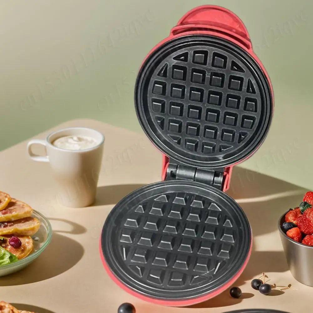 Sandwich Cake Baking Tray Mini Waffle Maker Nonstick Household Breakfast Electric Baking Pan Eggette Mini Waffle Biscuit Machine.