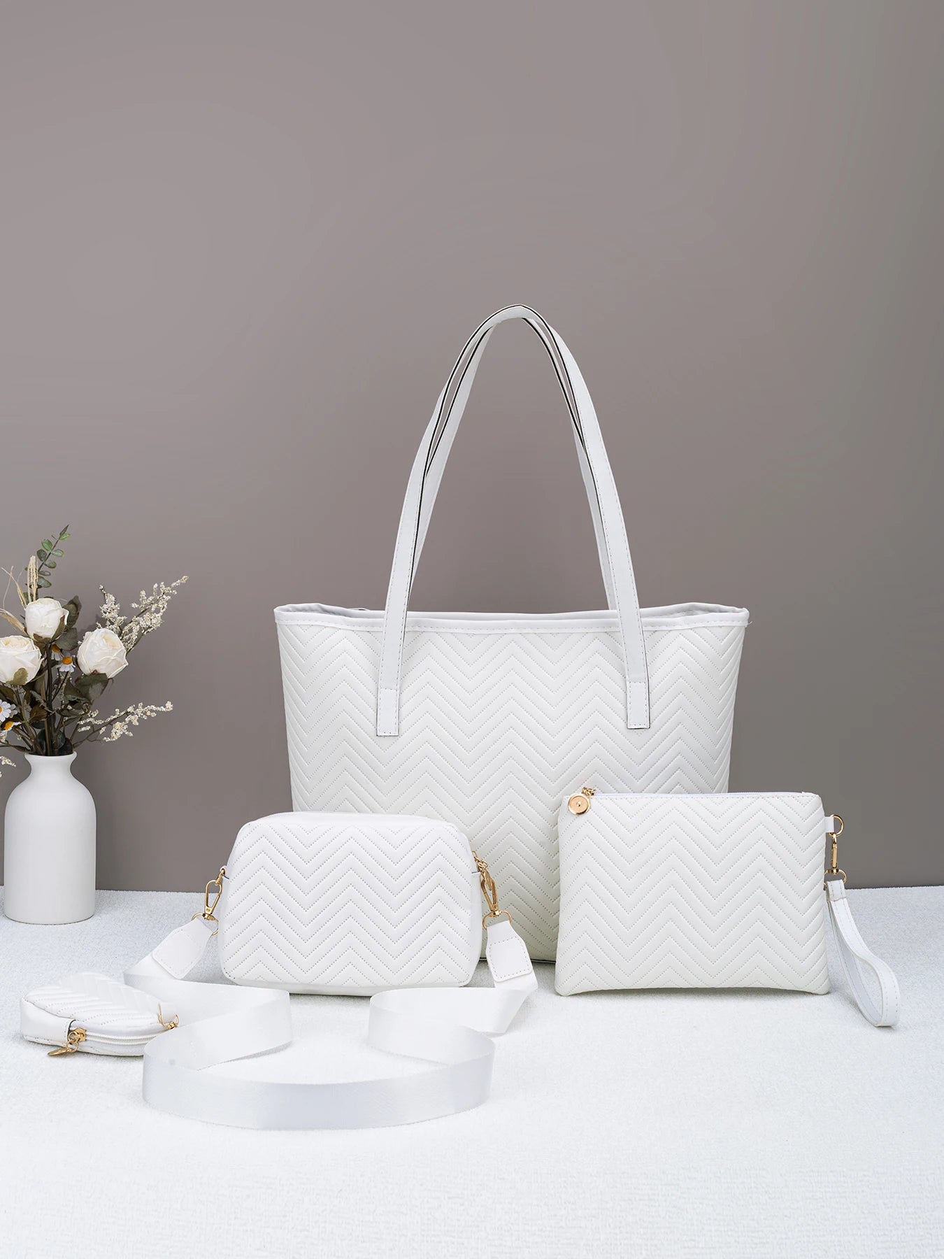 Wave pattern daily commuting large capacity tote bag handbag four piece set fashion trend personality change camera bag.