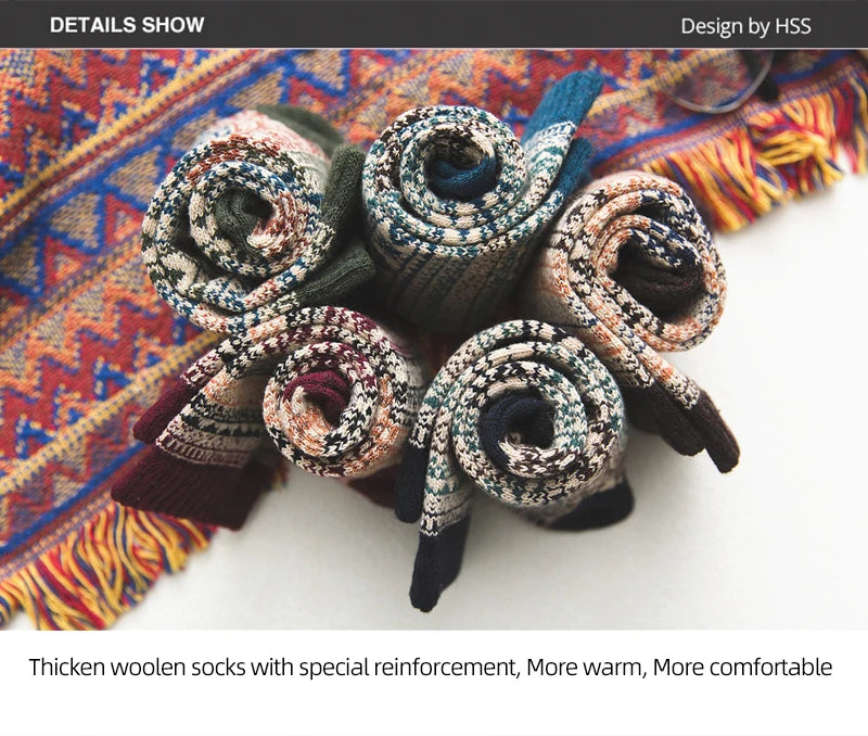 HSS Brand 5 Pairs Winter Men's Socks Thicken Sheep's Wool Socks Warm Men Retro Style Colorful Fashion Man Socks For Snow boots.