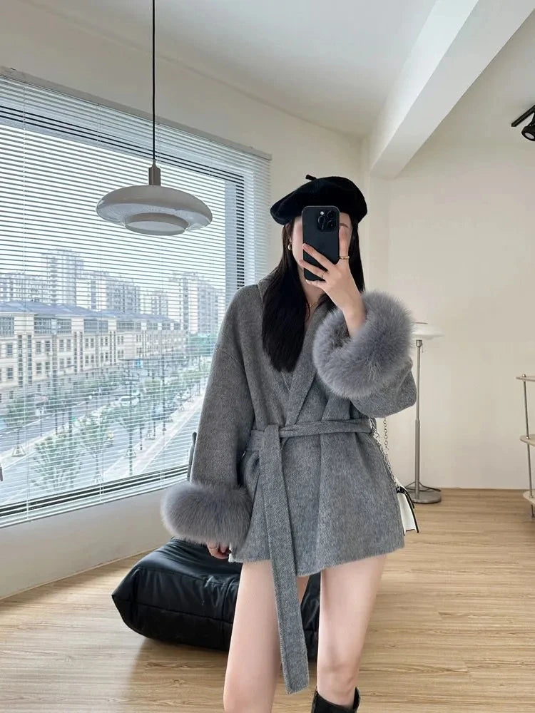 Mode Woolen Jacke mit gürtel Frauen Mantel 2025, Neue Herbst Winter Temperament Lose Strickjacke Weibliche Outwear.