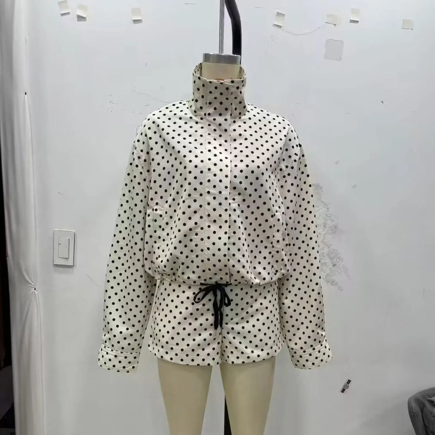 TRAFZA Herbst Polka Dot Gedruckt Jacke Für Frauen Lange Ärmel Rollkragen Zipper Mit Taschen Kordelzug Lose Vintage Mäntel